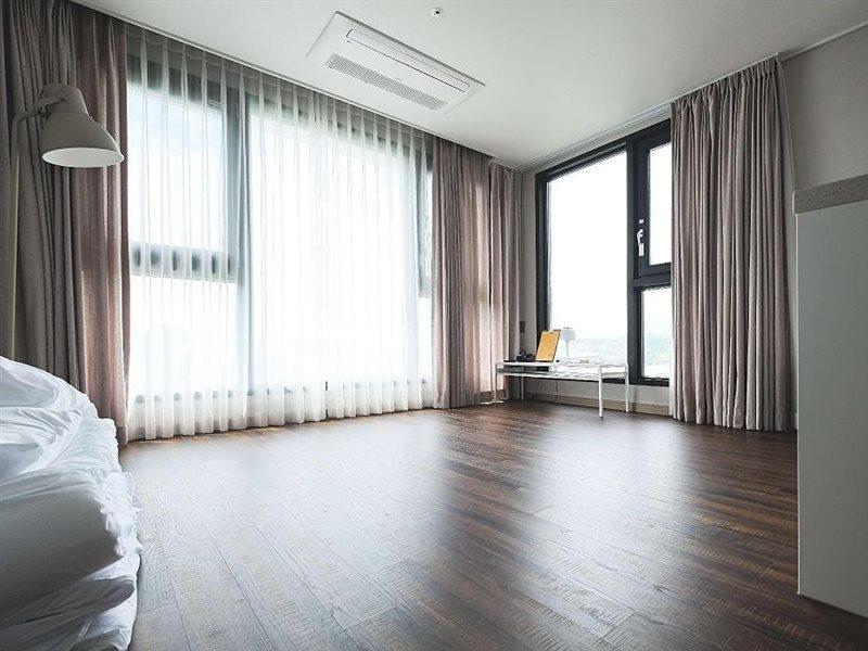 Hotel Seogwipean Согвипхо Экстерьер фото