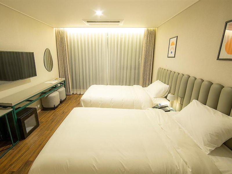 Hotel Seogwipean Согвипхо Экстерьер фото