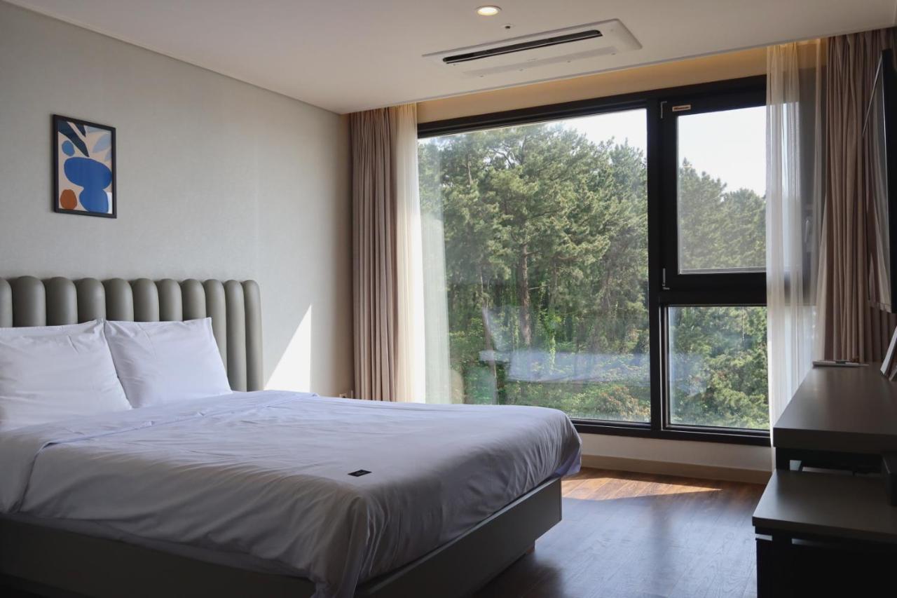 Hotel Seogwipean Согвипхо Экстерьер фото
